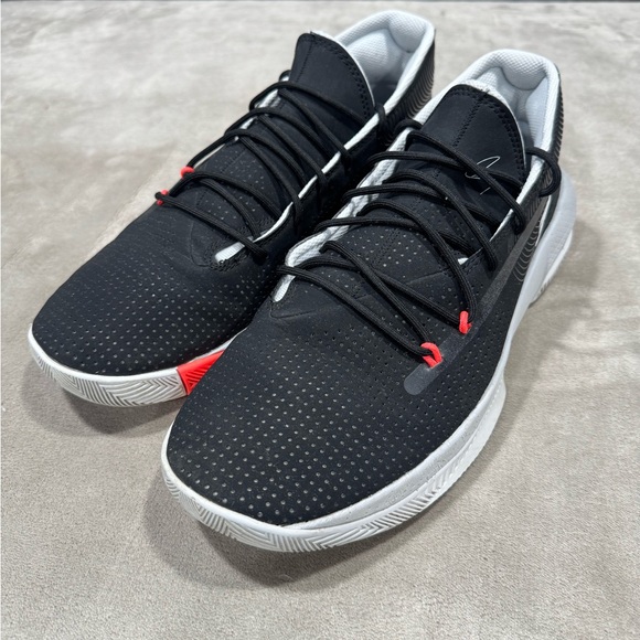 Under Armour SC 3ZERO III - Picture 1 of 13